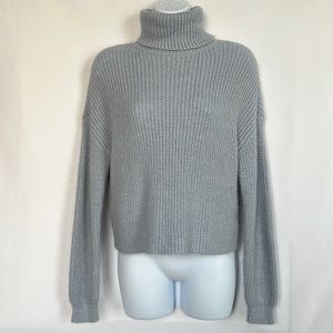 💥💥SO Small Blue Turtleneck Sweater